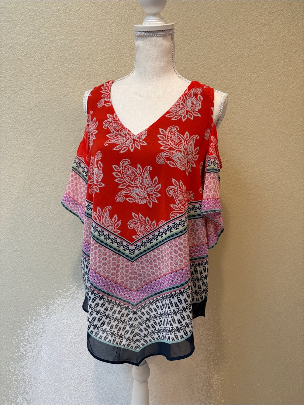 DR2 Women's Bright Paisley Cold-Shoulder V-Neck Tunic, Size S